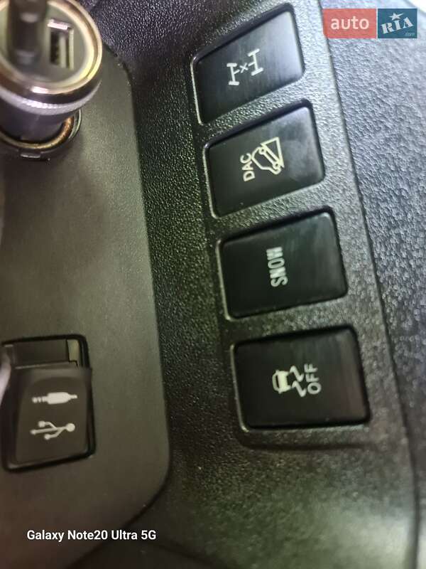 Внедорожник / Кроссовер Toyota Highlander 2015 в Измаиле фото 8 Внедорожник / Кроссовер Toyota Highlander 2015 в Измаиле