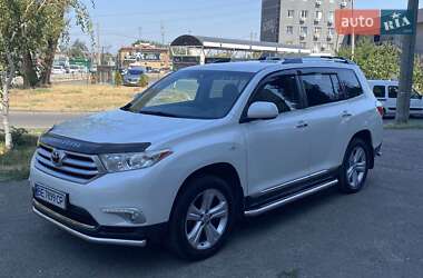 Позашляховик / Кросовер Toyota Highlander 2011 в Миколаєві