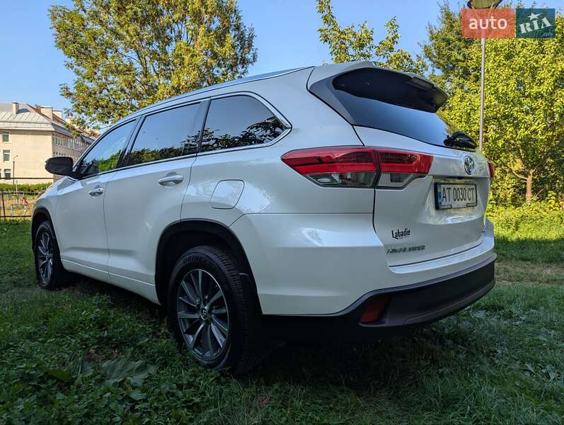 Позашляховик / Кросовер Toyota Highlander 2018 в Івано-Франківську фото 60 Позашляховик / Кросовер Toyota Highlander 2018 в Івано-Франківську