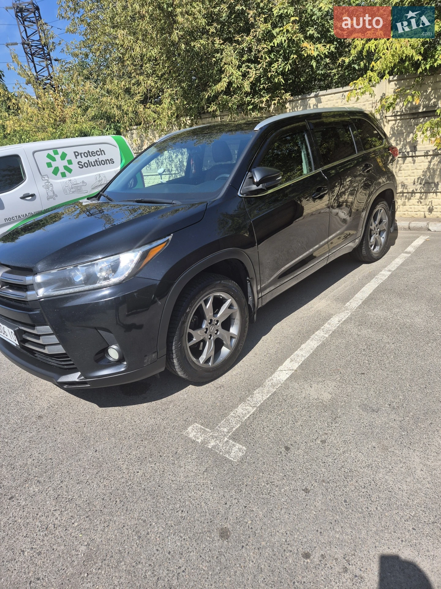 2018 Toyota Highlander - фото 1