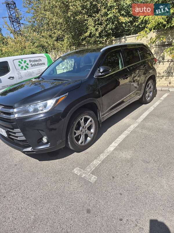 Toyota Highlander 2018
