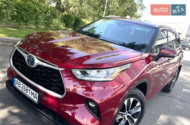 Внедорожник / Кроссовер Toyota Highlander 2022 в Киеве