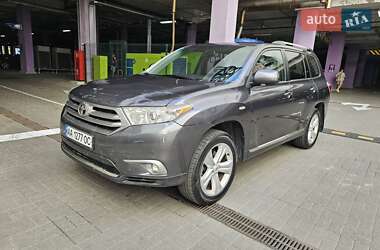 Позашляховик / Кросовер Toyota Highlander 2011 в Києві