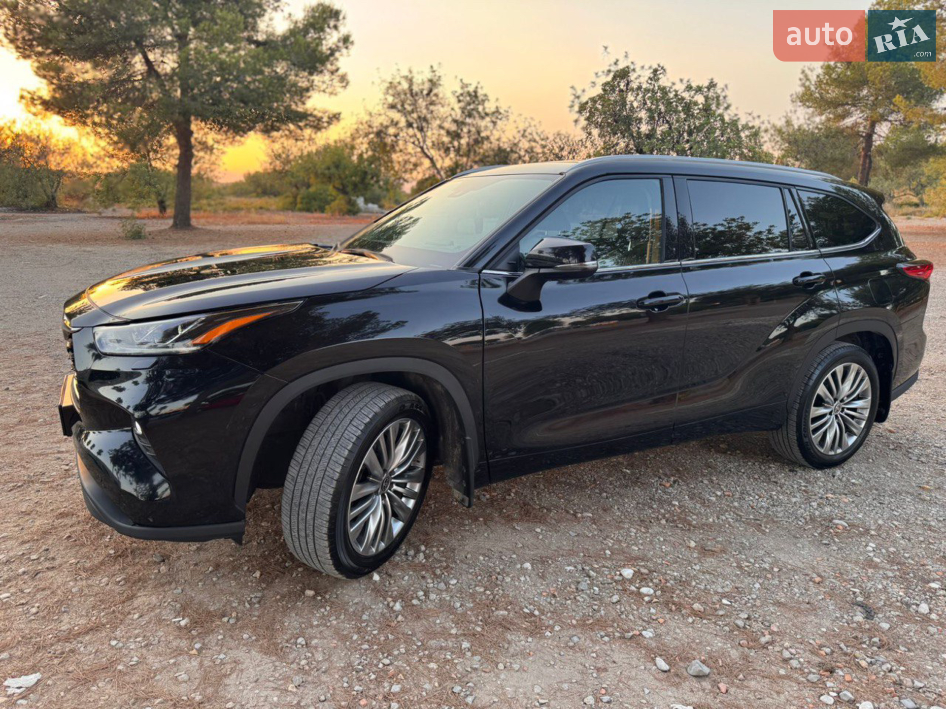 2022 Toyota Highlander - мініатюра 4