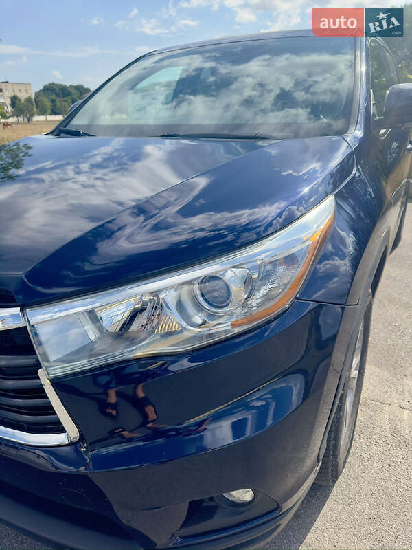 Внедорожник / Кроссовер Toyota Highlander 2015 в Виннице фото 6 Внедорожник / Кроссовер Toyota Highlander 2015 в Виннице