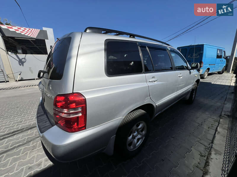 Внедорожник / Кроссовер Toyota Highlander 2002 в Виннице