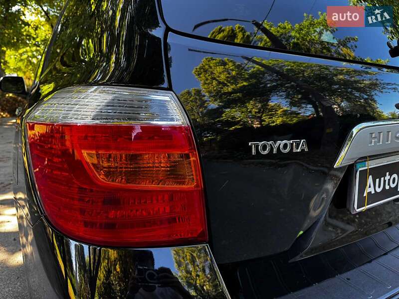 Внедорожник / Кроссовер Toyota Highlander 2008 в Киеве