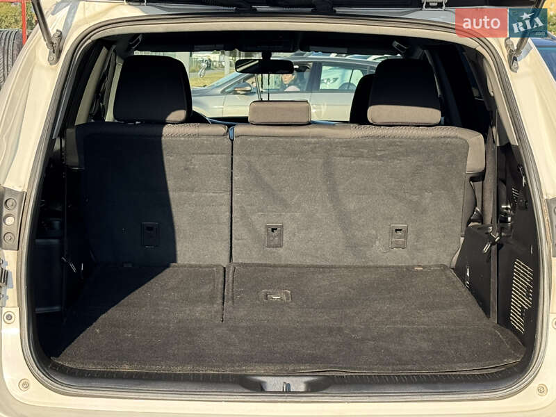 Внедорожник / Кроссовер Toyota Highlander 2015 в Киеве фото 11 Внедорожник / Кроссовер Toyota Highlander 2015 в Киеве