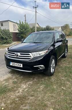 Позашляховик / Кросовер Toyota Highlander 2010 в Броварах
