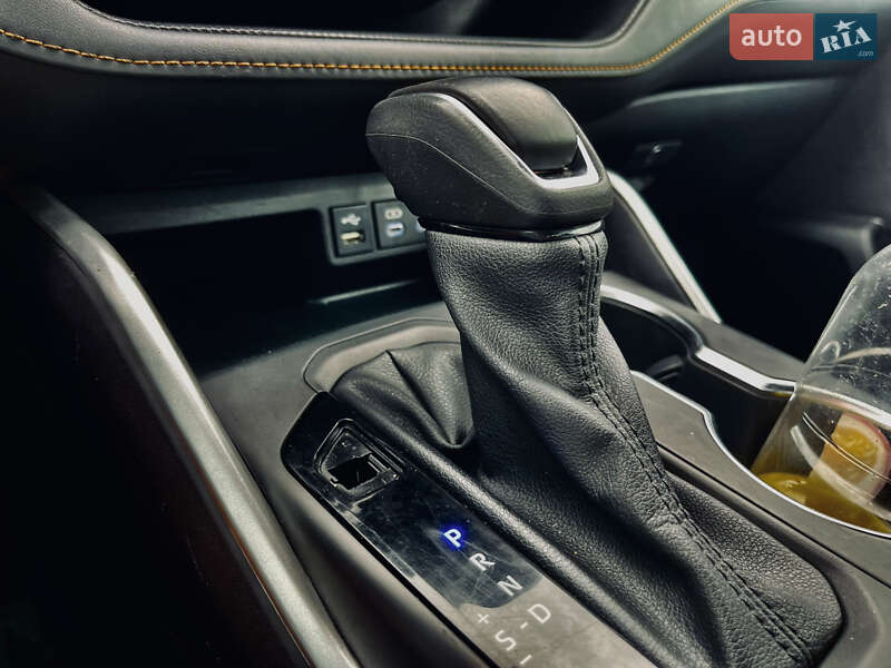 Позашляховик / Кросовер Toyota Highlander 2022 в Одесі