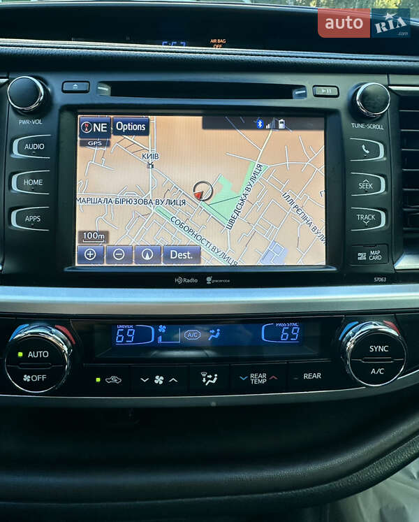 Внедорожник / Кроссовер Toyota Highlander 2015 в Полтаве фото 15 Внедорожник / Кроссовер Toyota Highlander 2015 в Полтаве