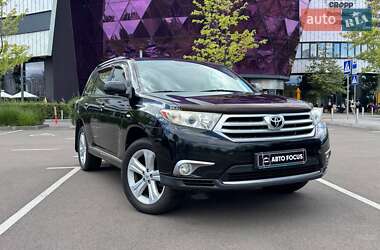 Внедорожник / Кроссовер Toyota Highlander 2011 в Киеве
