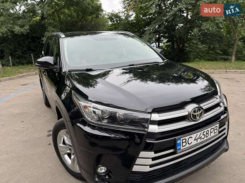 Внедорожник / Кроссовер Toyota Highlander 2015 в Львове фото 3 Внедорожник / Кроссовер Toyota Highlander 2015 в Львове