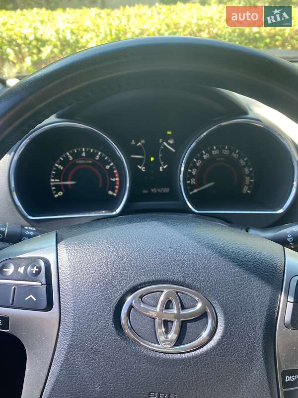 Внедорожник / Кроссовер Toyota Highlander 2013 в Житомире