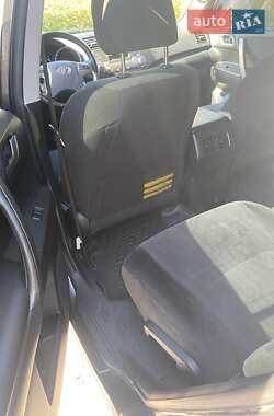 Внедорожник / Кроссовер Toyota Highlander 2013 в 