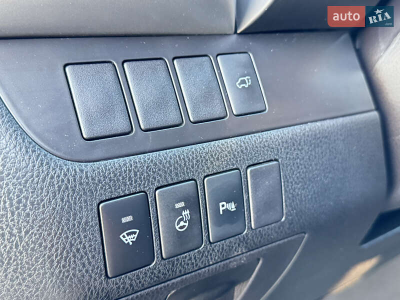 Внедорожник / Кроссовер Toyota Highlander 2019 в Киеве фото 10 Внедорожник / Кроссовер Toyota Highlander 2019 в Киеве