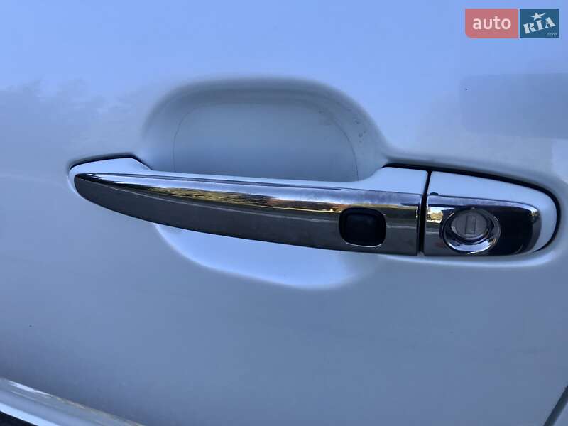 Внедорожник / Кроссовер Toyota Highlander 2010 в Желтых Водах