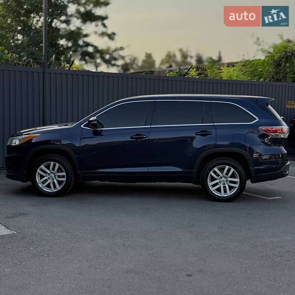 Внедорожник / Кроссовер Toyota Highlander 2014 в Днепре