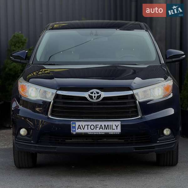 Внедорожник / Кроссовер Toyota Highlander 2014 в Днепре