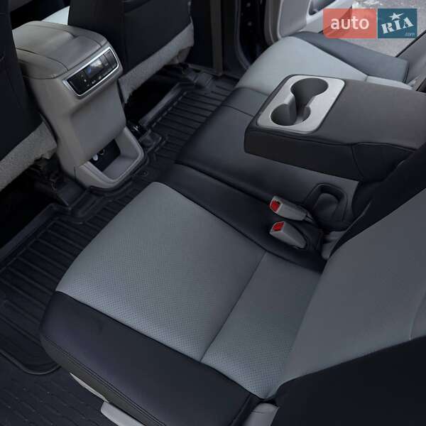 Внедорожник / Кроссовер Toyota Highlander 2014 в Днепре