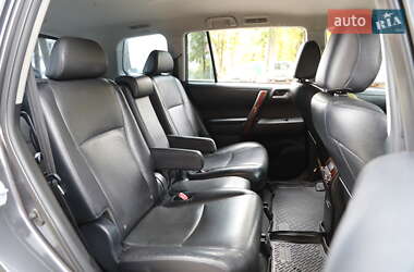 Внедорожник / Кроссовер Toyota Highlander 2012 в 