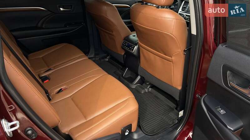 Внедорожник / Кроссовер Toyota Highlander 2019 в Хмельницком фото 7 Внедорожник / Кроссовер Toyota Highlander 2019 в Хмельницком