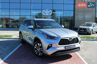 Внедорожник / Кроссовер Toyota Highlander 2023 в Черкассах