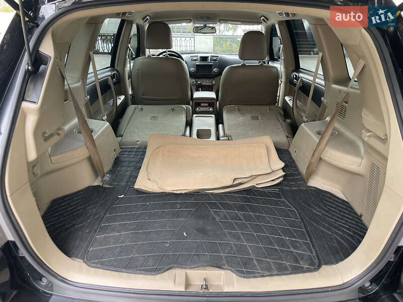 Внедорожник / Кроссовер Toyota Highlander 2013 в Днепре