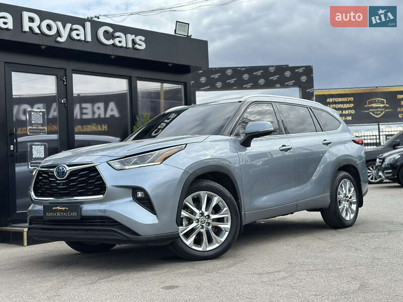 Toyota Highlander 2021