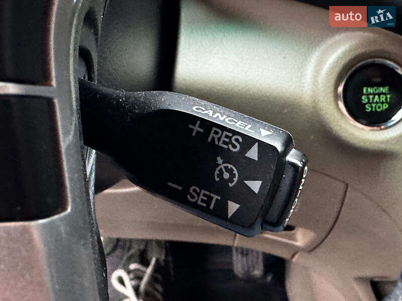 Внедорожник / Кроссовер Toyota Highlander 2012 в Харькове фото 18 Внедорожник / Кроссовер Toyota Highlander 2012 в Харькове