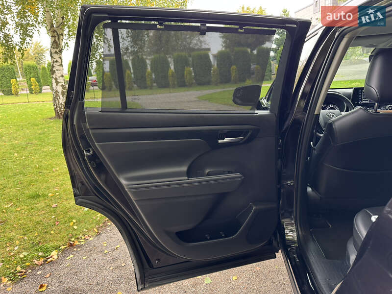 Внедорожник / Кроссовер Toyota Highlander 2021 в Хмельницком фото 23 Внедорожник / Кроссовер Toyota Highlander 2021 в Хмельницком