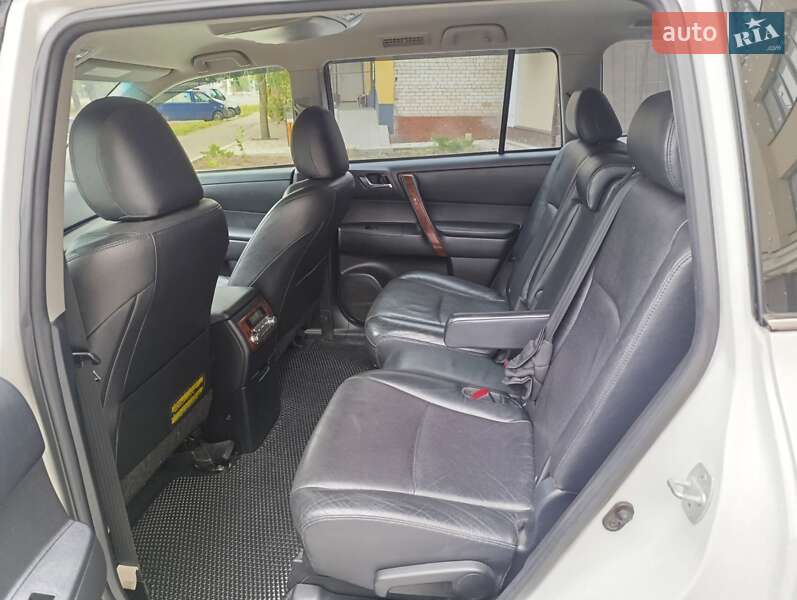 Внедорожник / Кроссовер Toyota Highlander 2011 в Николаеве фото 45 Внедорожник / Кроссовер Toyota Highlander 2011 в Николаеве