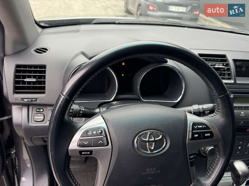 Внедорожник / Кроссовер Toyota Highlander 2011 в Киеве