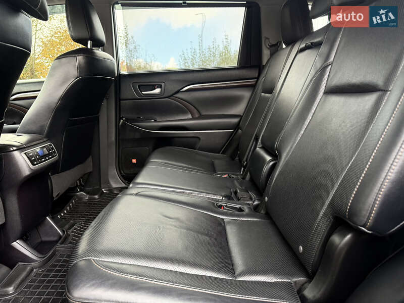 Позашляховик / Кросовер Toyota Highlander 2014 в Хмельницькому