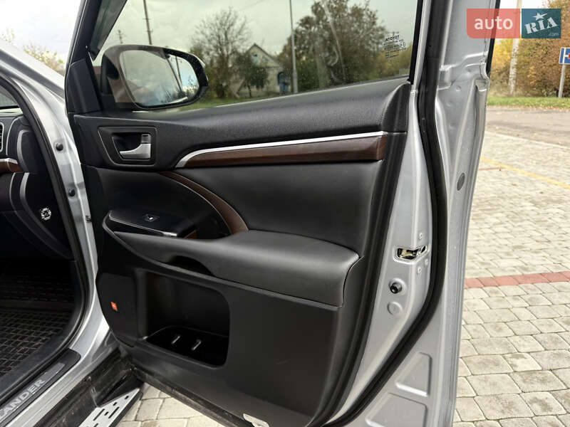 Позашляховик / Кросовер Toyota Highlander 2014 в Хмельницькому