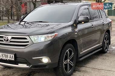 Внедорожник / Кроссовер Toyota Highlander 2013 в Черкассах