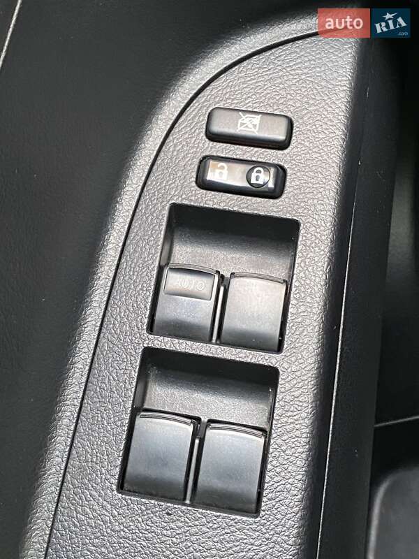 Внедорожник / Кроссовер Toyota Highlander 2013 в Черкассах