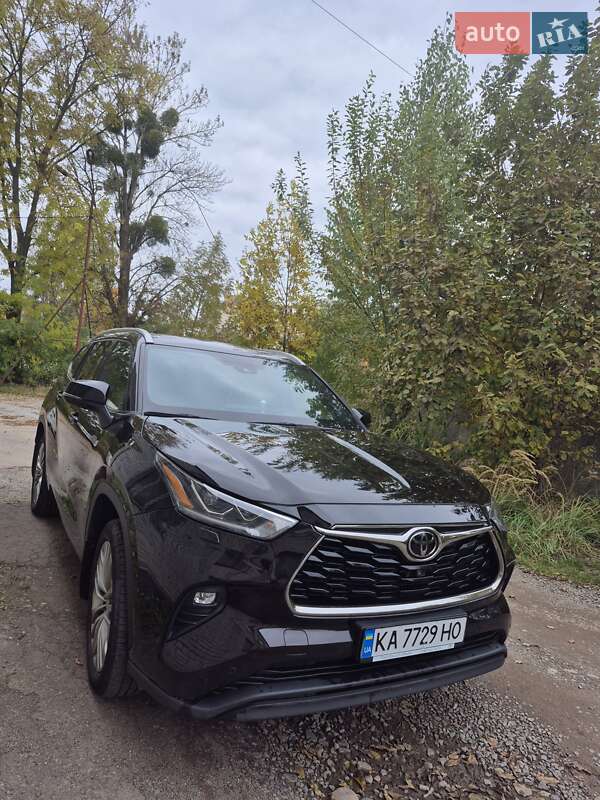 Позашляховик / Кросовер Toyota Highlander 2021 в Львові фото Позашляховик / Кросовер Toyota Highlander 2021 в Львові