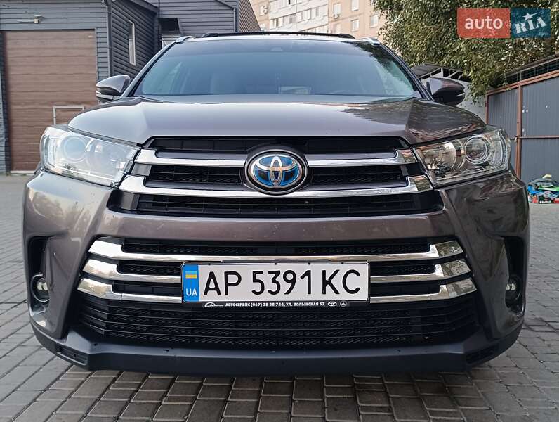 Внедорожник / Кроссовер Toyota Highlander 2017 в Днепре фото 26 Внедорожник / Кроссовер Toyota Highlander 2017 в Днепре