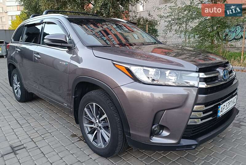 Внедорожник / Кроссовер Toyota Highlander 2017 в Днепре фото 9 Внедорожник / Кроссовер Toyota Highlander 2017 в Днепре