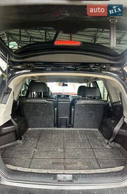 Внедорожник / Кроссовер Toyota Highlander 2010 в 