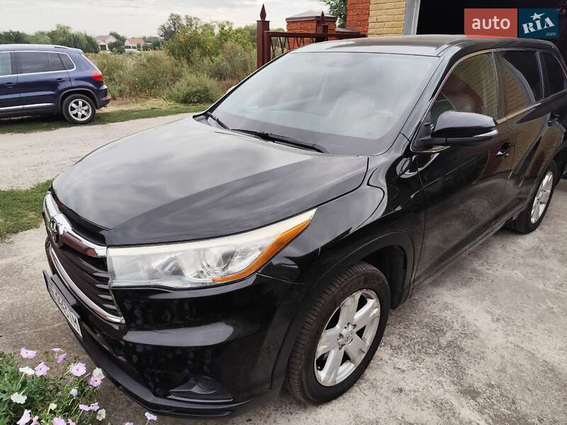 Позашляховик / Кросовер Toyota Highlander 2015 в Дніпрі
