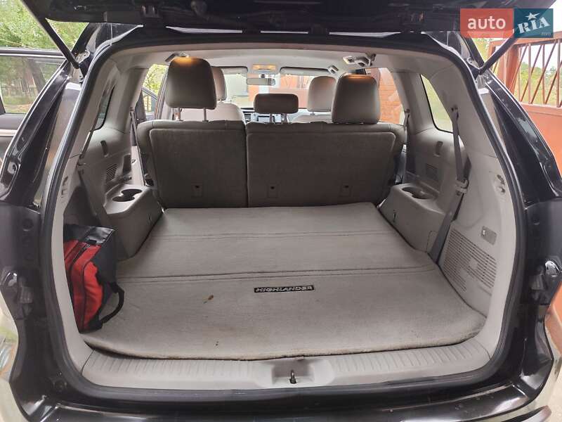 Позашляховик / Кросовер Toyota Highlander 2015 в Дніпрі