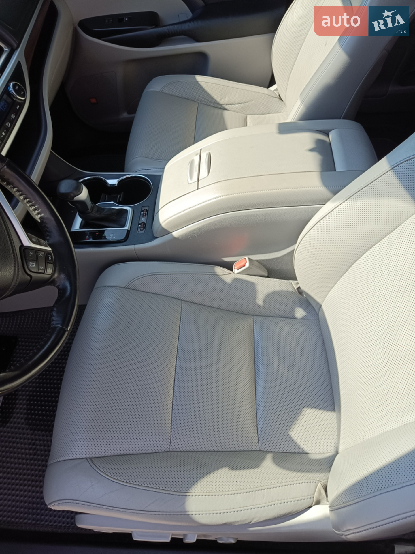 2015 Toyota Highlander - мініатюра 31