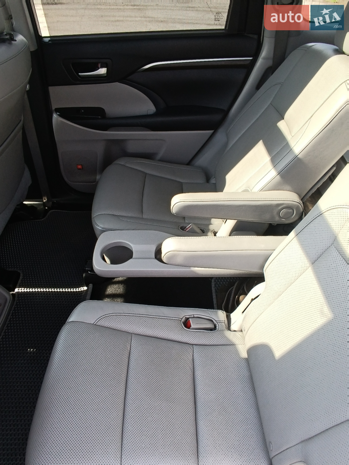 2015 Toyota Highlander - мініатюра 36
