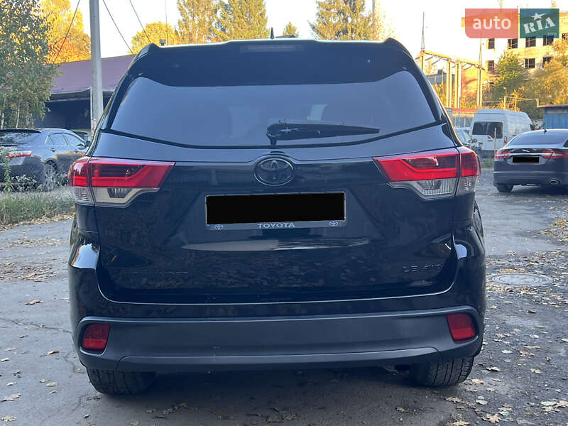 Внедорожник / Кроссовер Toyota Highlander 2017 в Хмельницком фото 7 Внедорожник / Кроссовер Toyota Highlander 2017 в Хмельницком