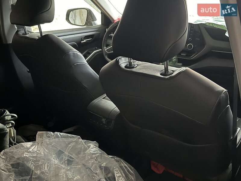 Внедорожник / Кроссовер Toyota Highlander 2020 в Киеве фото 7 Внедорожник / Кроссовер Toyota Highlander 2020 в Киеве