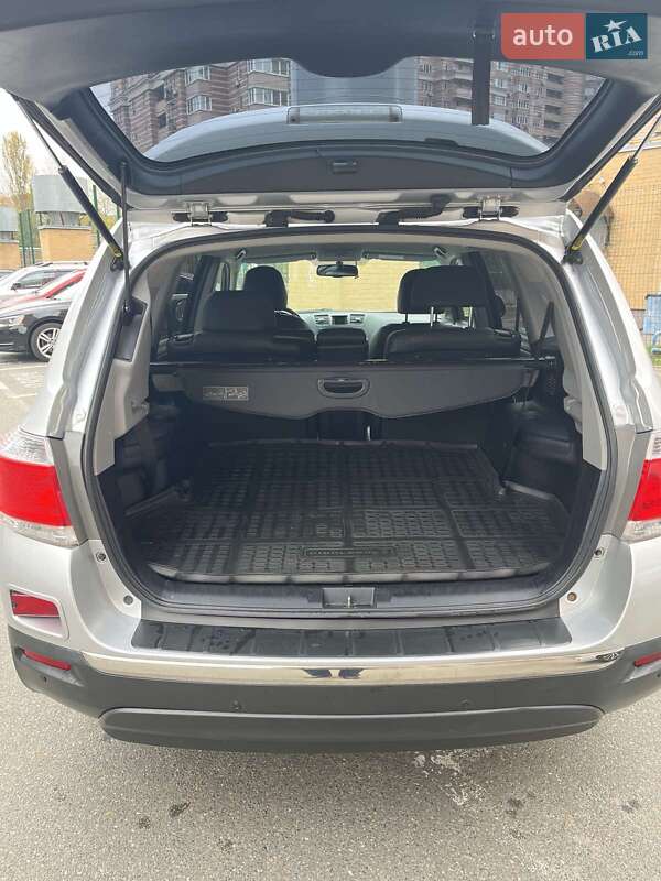 Внедорожник / Кроссовер Toyota Highlander 2011 в Киеве фото 10 Внедорожник / Кроссовер Toyota Highlander 2011 в Киеве