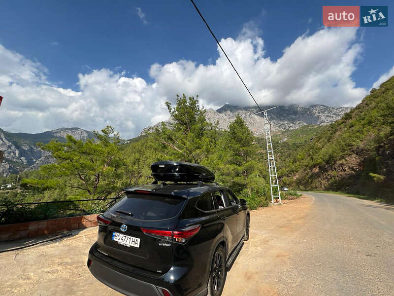 Внедорожник / Кроссовер Toyota Highlander 2022 в Кременце фото 19 Внедорожник / Кроссовер Toyota Highlander 2022 в Кременце