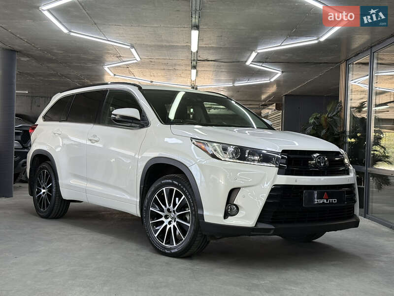 Внедорожник / Кроссовер Toyota Highlander 2018 в Одессе фото 2 Внедорожник / Кроссовер Toyota Highlander 2018 в Одессе